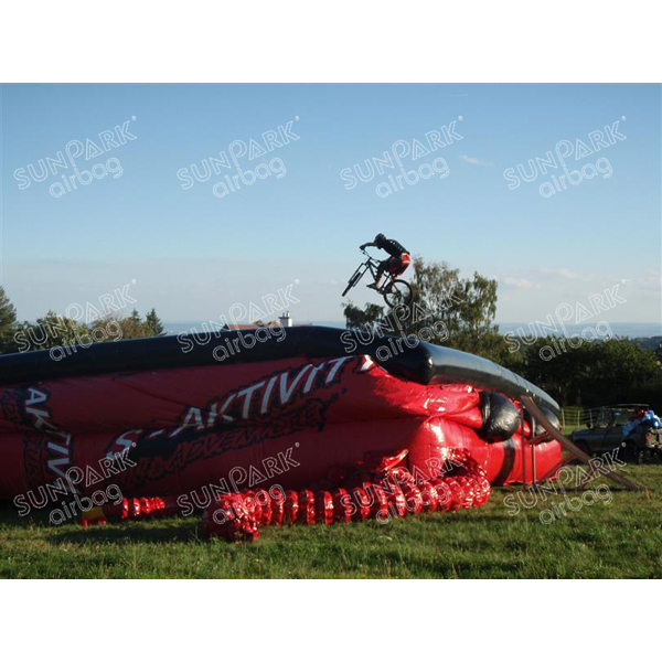 BMX Jump Airbag (1)