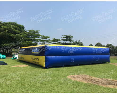 Inflatable Freestyle Airbags for Extreme Sports (1)