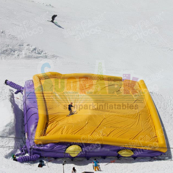 Freestyle Skiing Airbag (1)