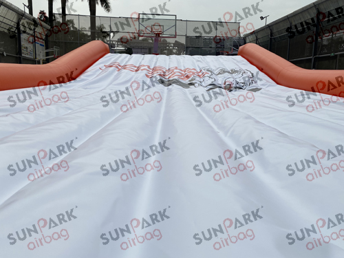 Inflatable Ski Landing Airbag - Cover Sheet
